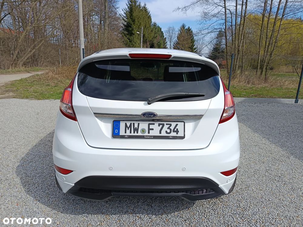 Ford Fiesta 1.0 EcoBoost S&S ST-LINE - 17