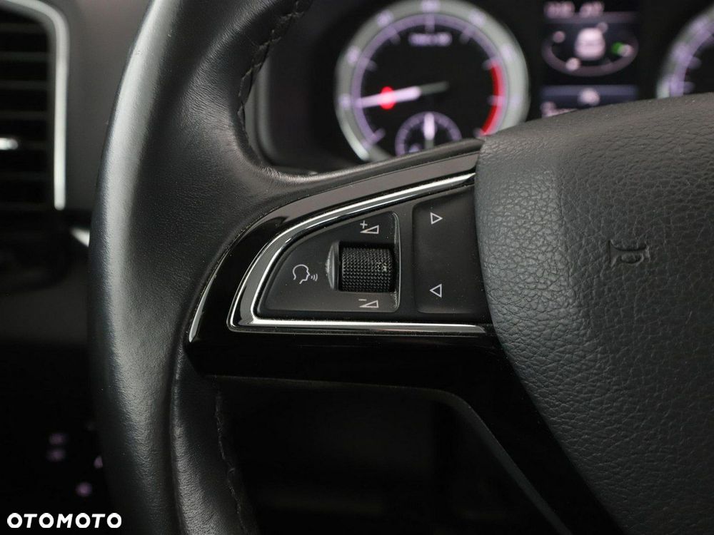 Skoda Karoq 1.0 TSI 4x2 Ambition - 32