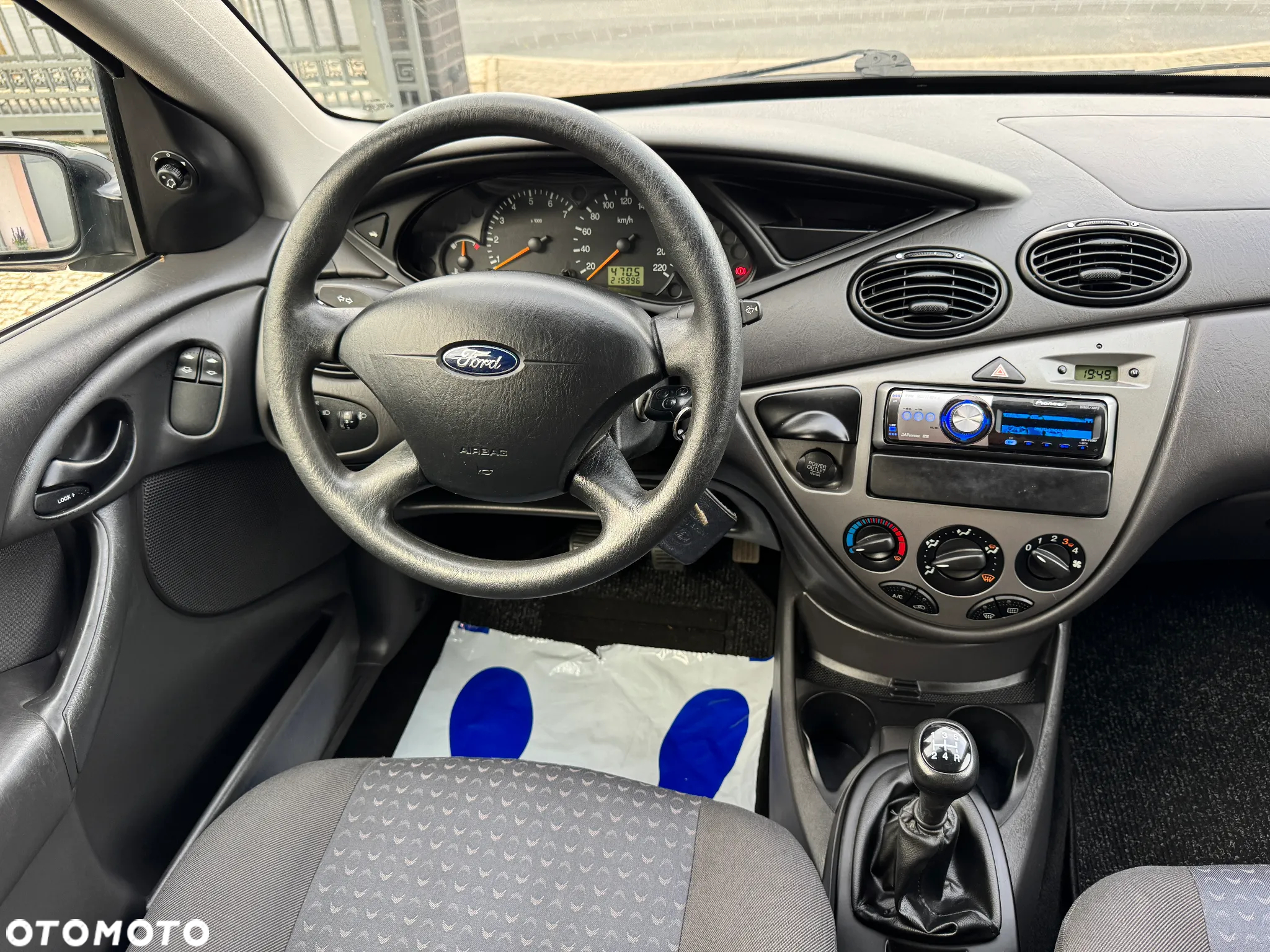 Ford Focus 1.6 16V Style - 18
