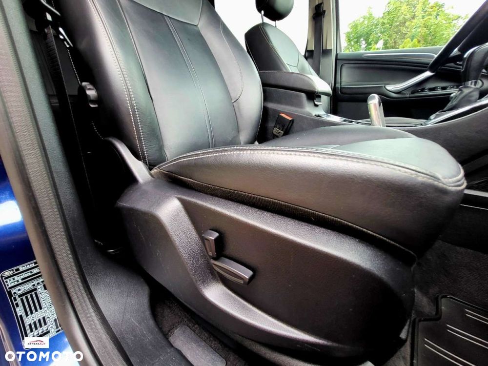 Ford Galaxy - 27