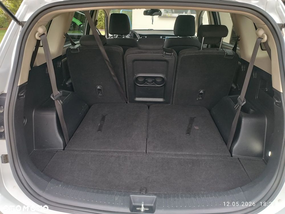 Kia Carens 1.7 CRDi L 7os - 8
