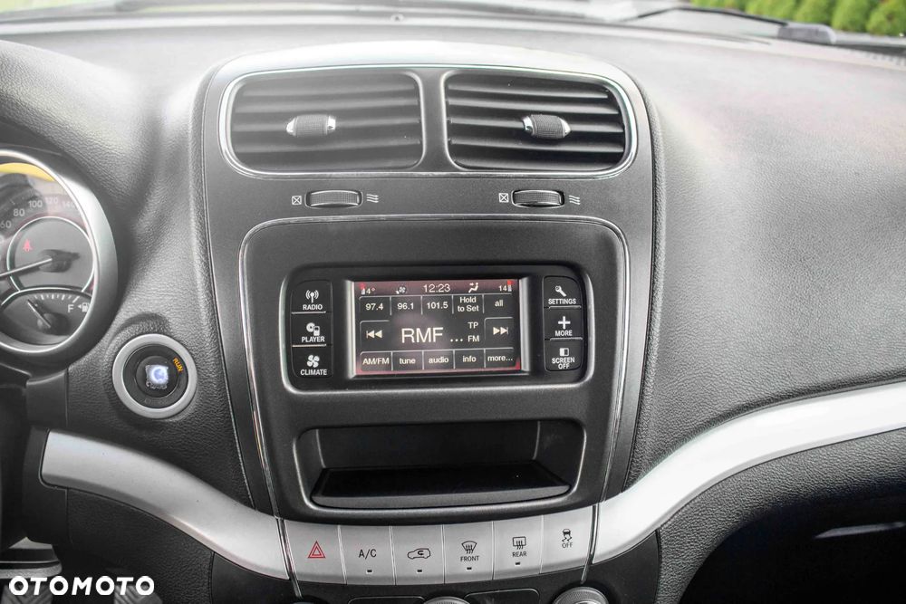 Fiat Freemont 2.0 Multijet Lounge - 18