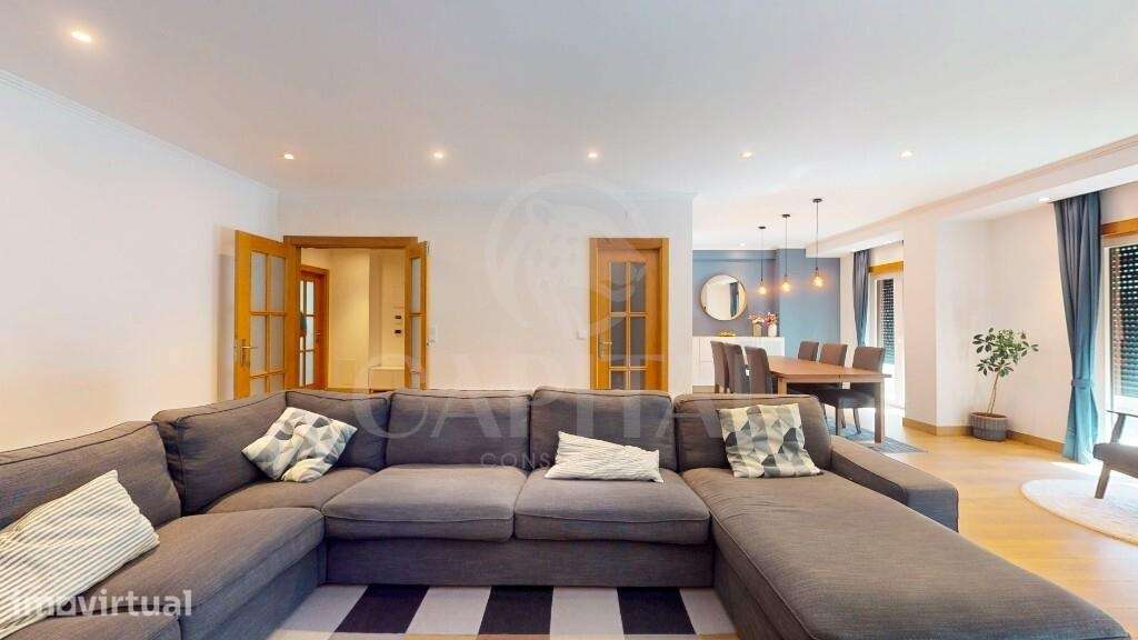 Excelente T4 Duplex, no Forte da Casa - Grande imagem: 3/54