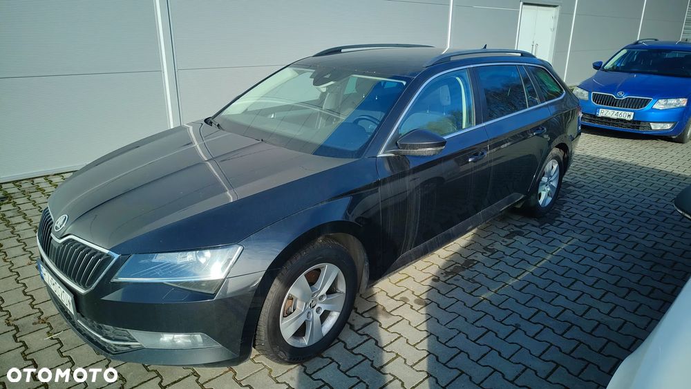 Skoda Superb 2.0 TDI Ambition - 1