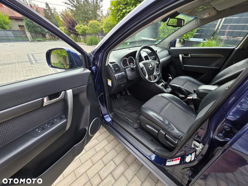 Chevrolet Captiva 2.4 2WD 7 Sitzer LS - 22
