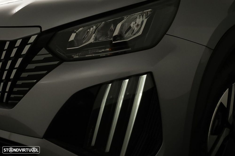 Peugeot 2008 1.2 PureTech Allure - 6