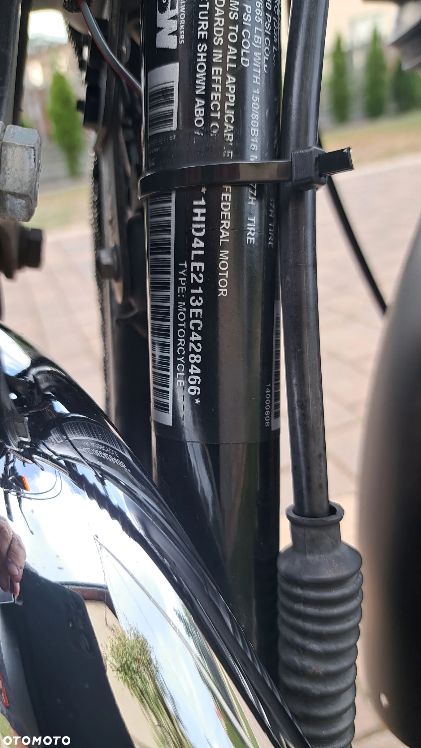 Harley-Davidson Sportster Iron 883 - 15