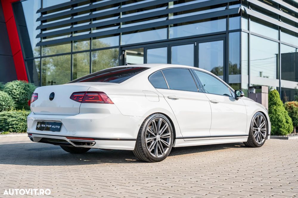 Volkswagen Passat - 15