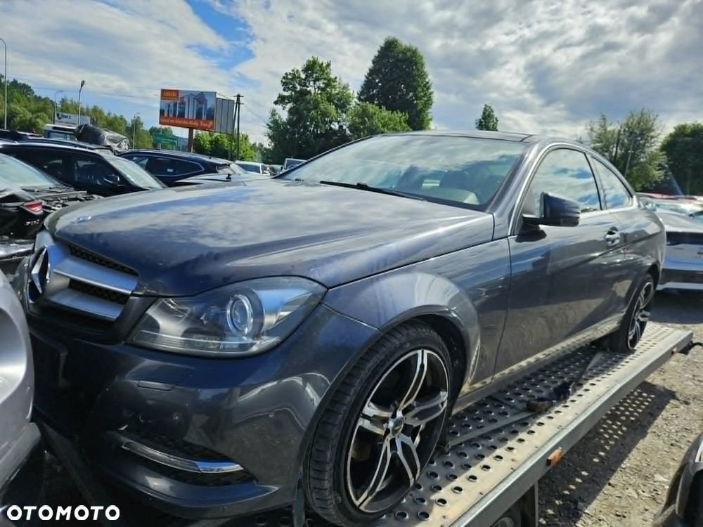 Mercedes-Benz Klasa C 220 CDI Edition - 7