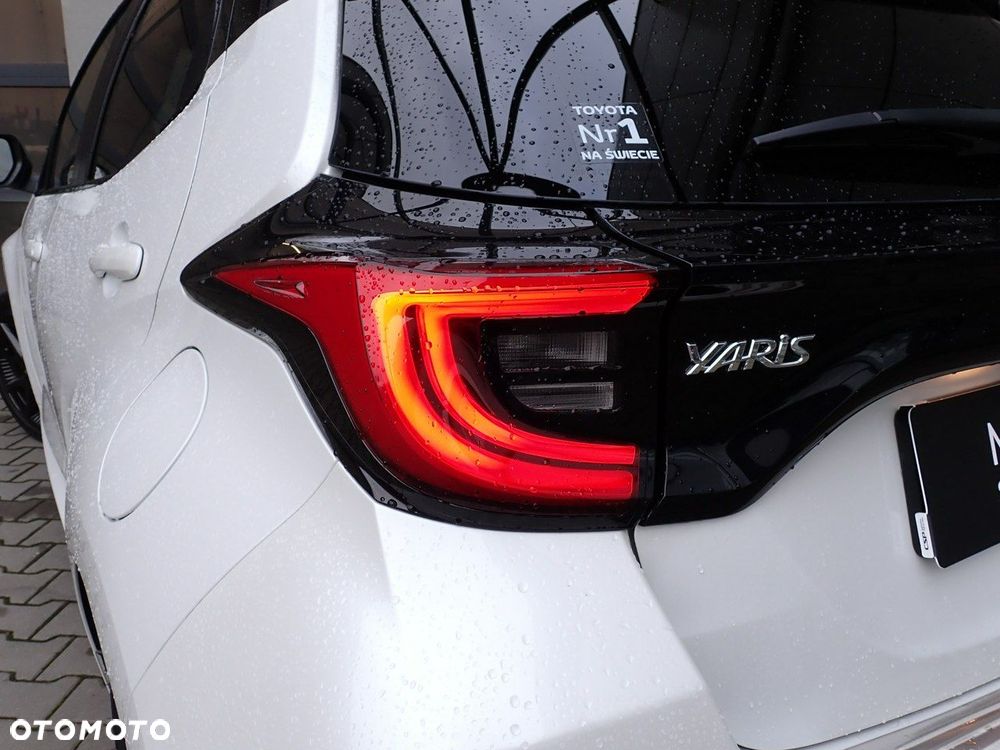Toyota Yaris - 8