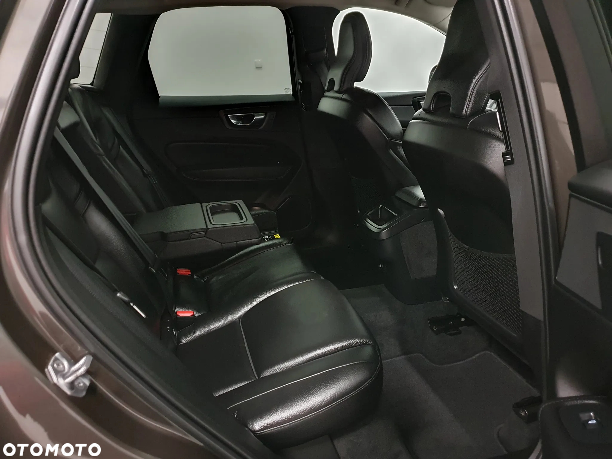 Volvo XC 60 D4 Inscription - 17