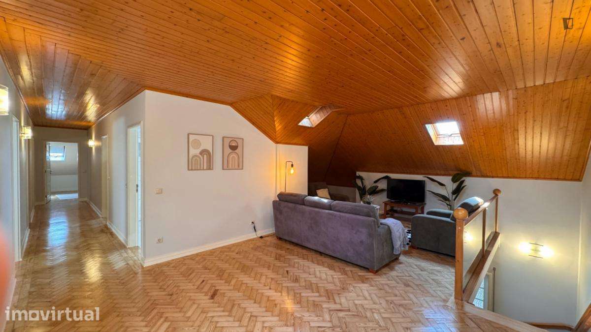 Quarto - localizado em Montes Claros Coimbra - Grande imagem: 4/23