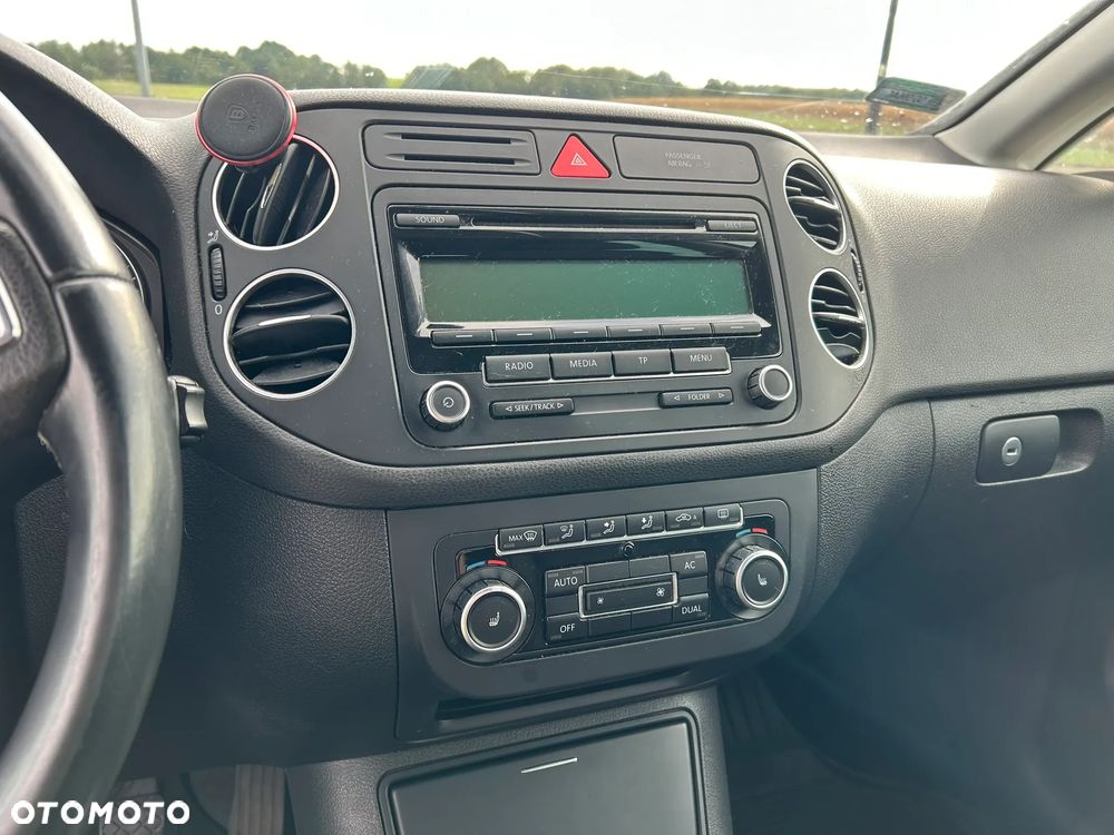 Volkswagen Golf Plus - 11