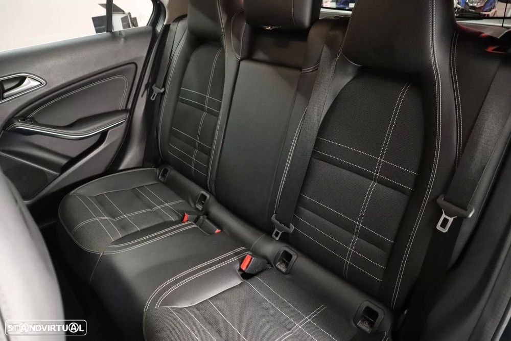 Mercedes-Benz A 180 CDi BE Edition Urban - 13