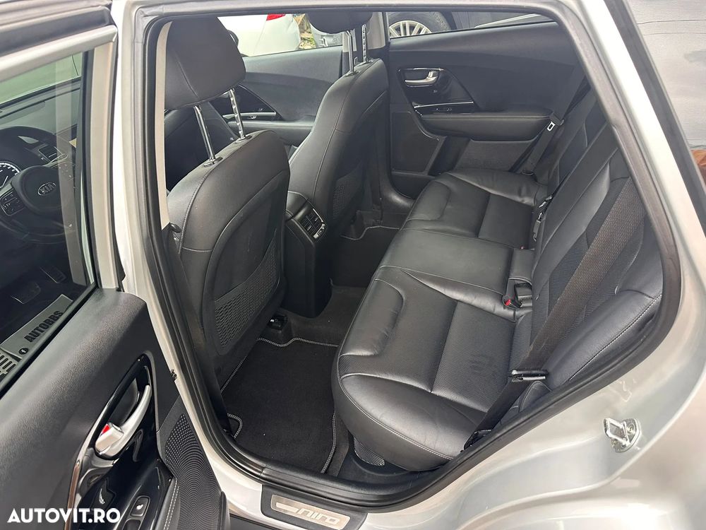 Kia Niro 1.6 GDI 6DCT HEV Comfort - 13