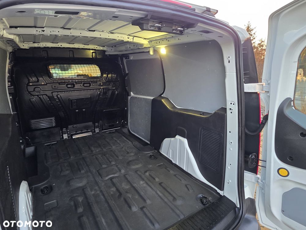 Ford Connect Transit - 15