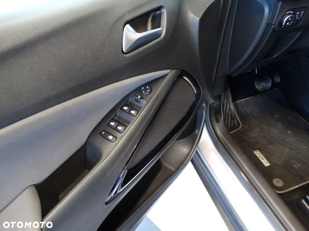 Opel Crossland X 1.2 T 120 Lat S&S - 20