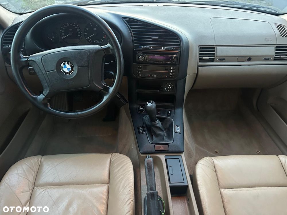 BMW Seria 3 - 17