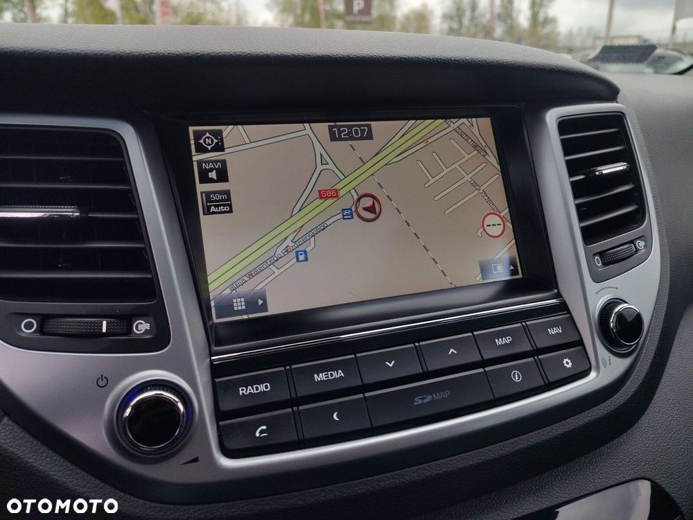 Hyundai Tucson 2.0 CRDI Premium 4WD - 23