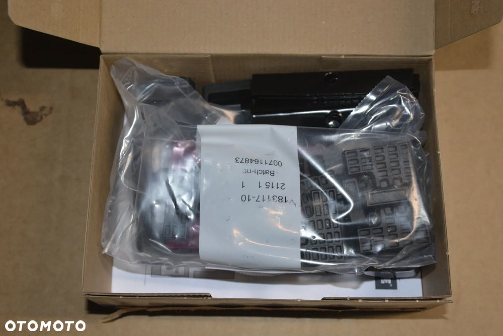 Infinity Q30 - Thule Wingbar Edge Alu NOWY - 7