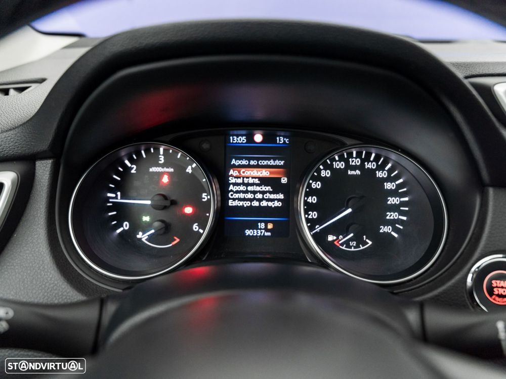 Nissan Qashqai 1.5 dCi N-Connecta - 16