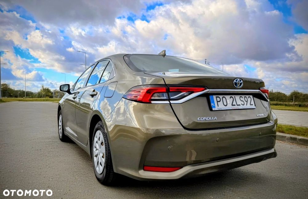 Toyota Corolla 1.8 Hybrid Active - 3