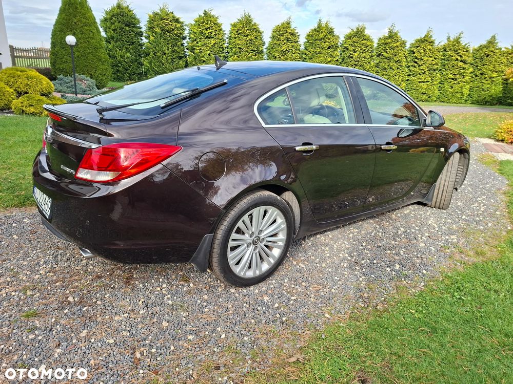 Opel Insignia - 11