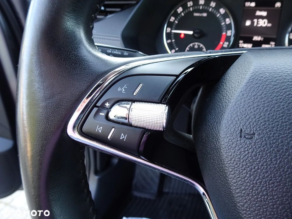 Skoda Octavia 2.0 TDI Ambition - 22