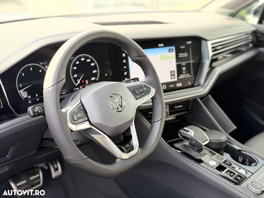 Volkswagen Touareg V6 TDI R-Style - 8