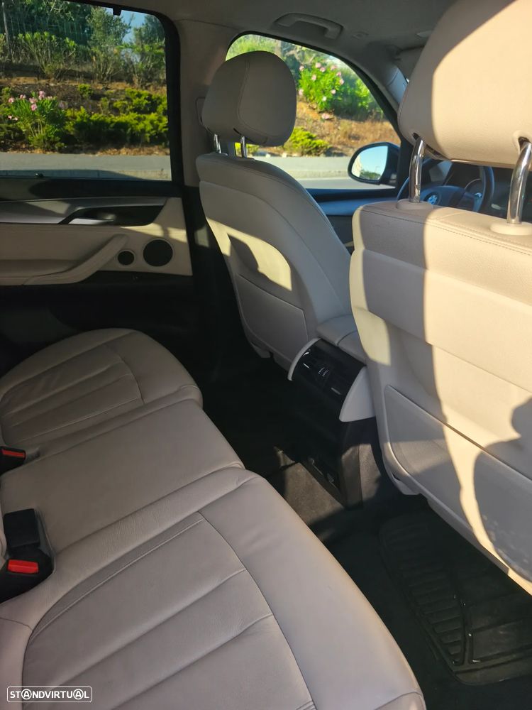 BMW X5 25 d sDrive Comfort 7L - 14