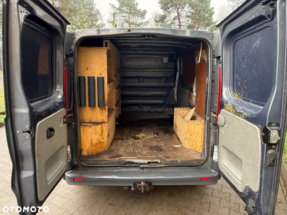 Opel Vivaro - 19