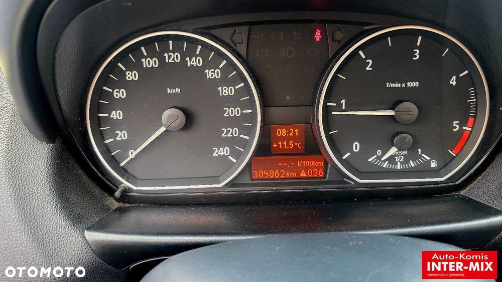 BMW Seria 1 120d - 27