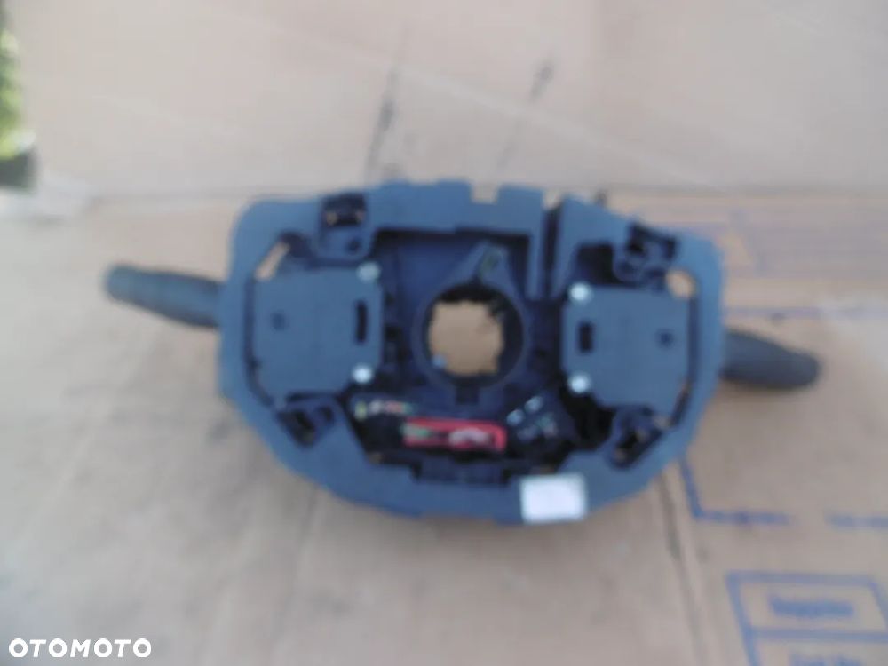 Przełącznik zespolony Megane II 61835908 - 3