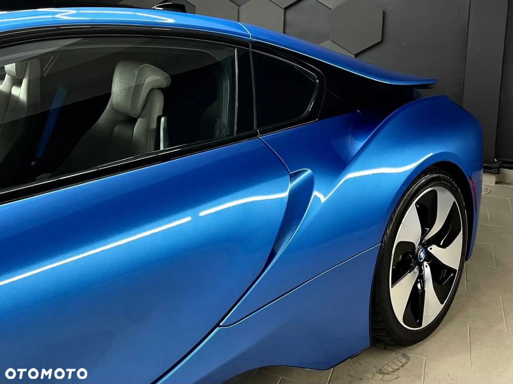 BMW i8 Standard - 12