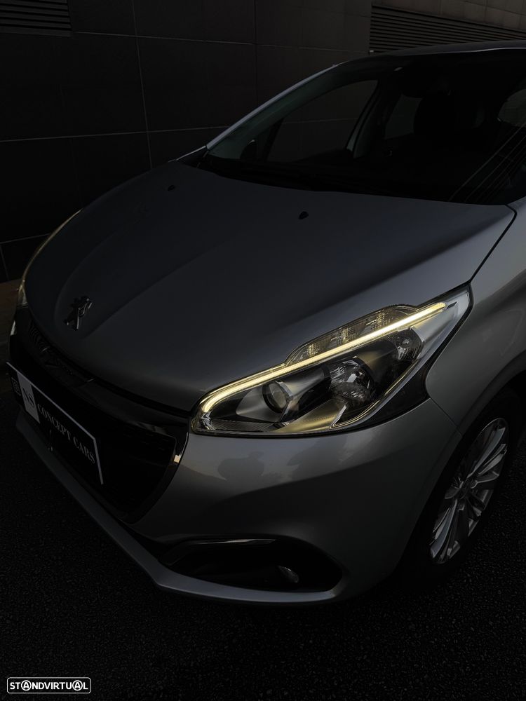 Peugeot 208 PureTech 82 Start & Stop Allure - 2