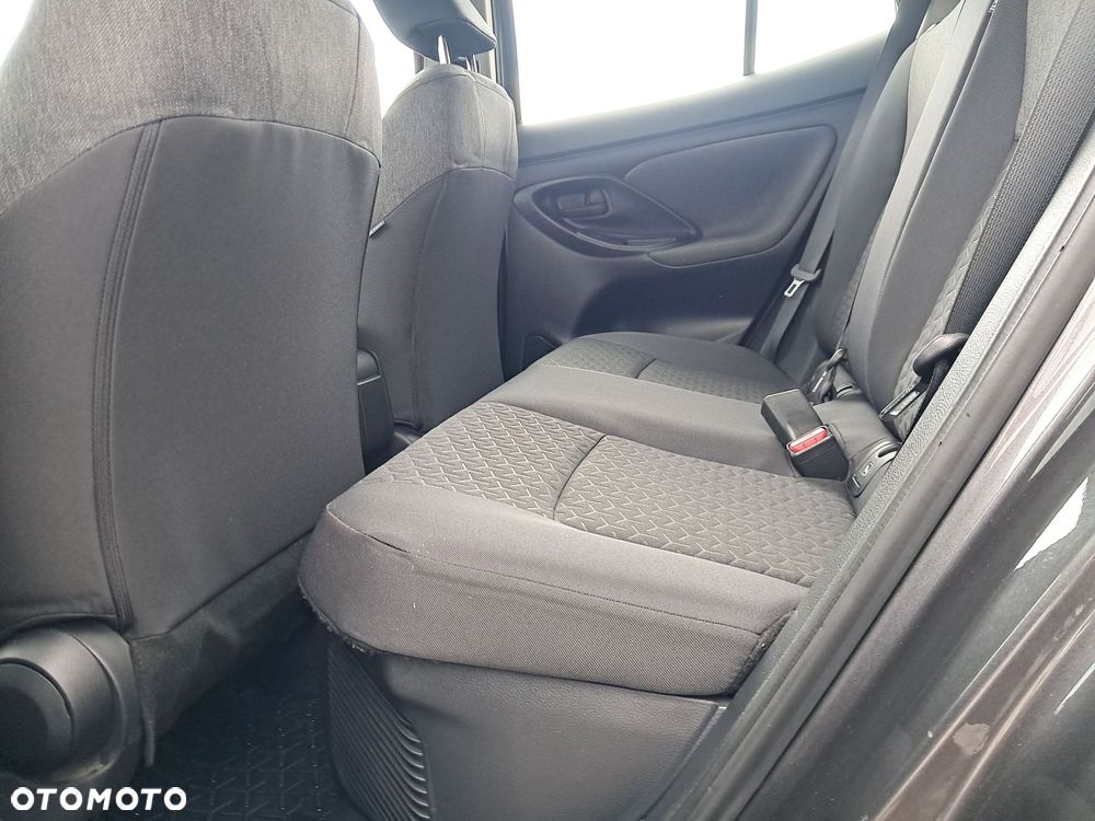 Toyota Yaris Cross Hybrid 1.5 Comfort - 24