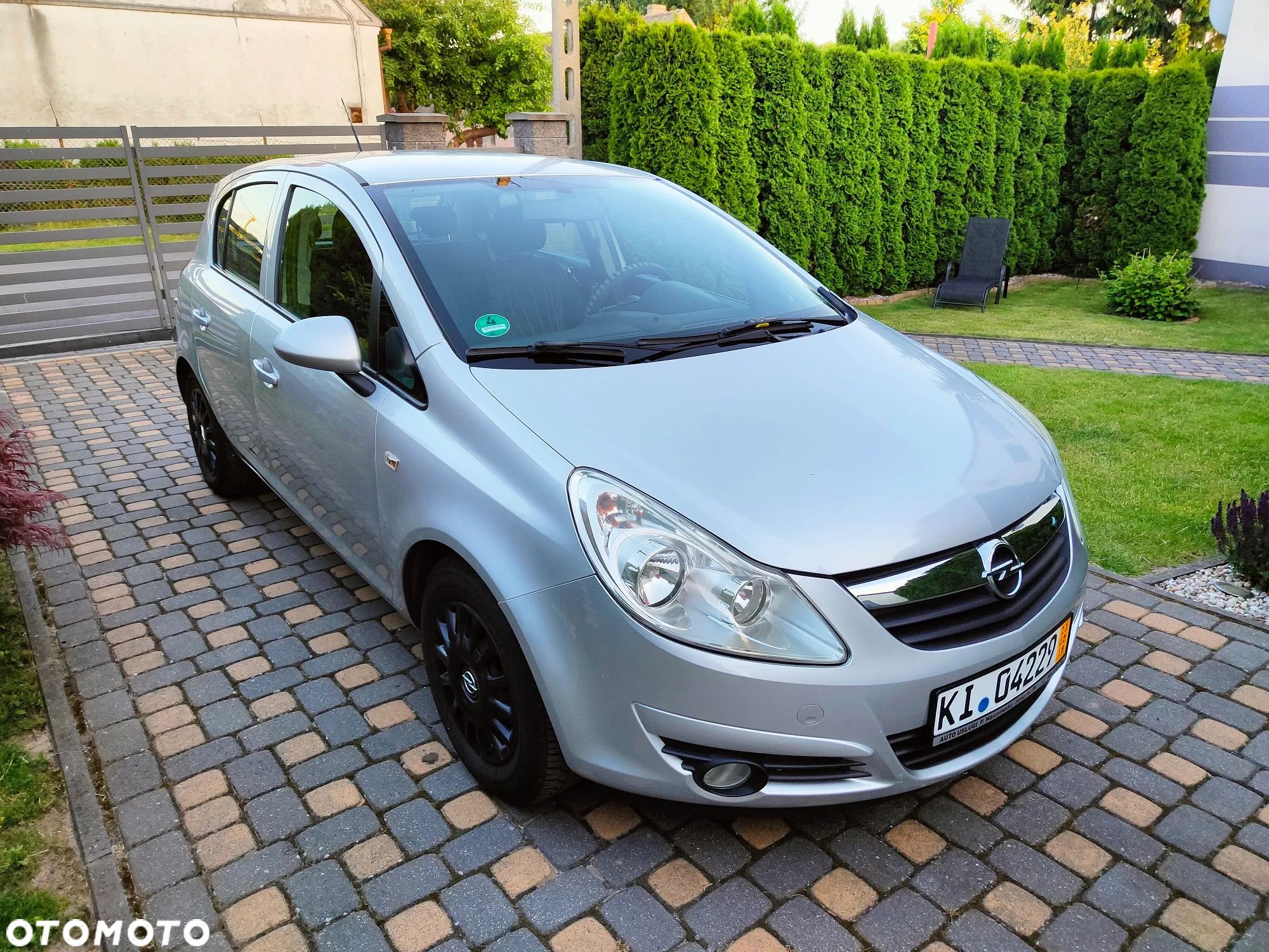Opel Corsa 1.2 16V Enjoy - 1