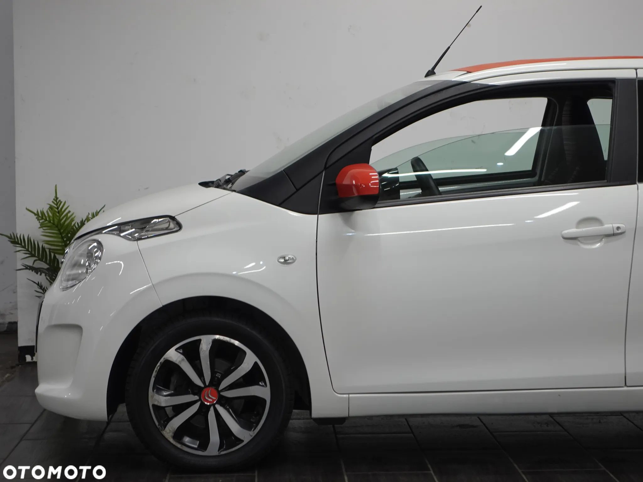Citroën C1 1.2 Pure Tech Airscape Shine - 15