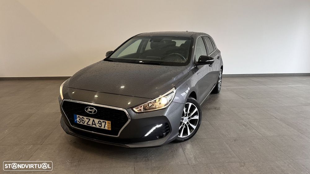 Hyundai i30 1.6 CRDI STyle Plus 7DCT - 18