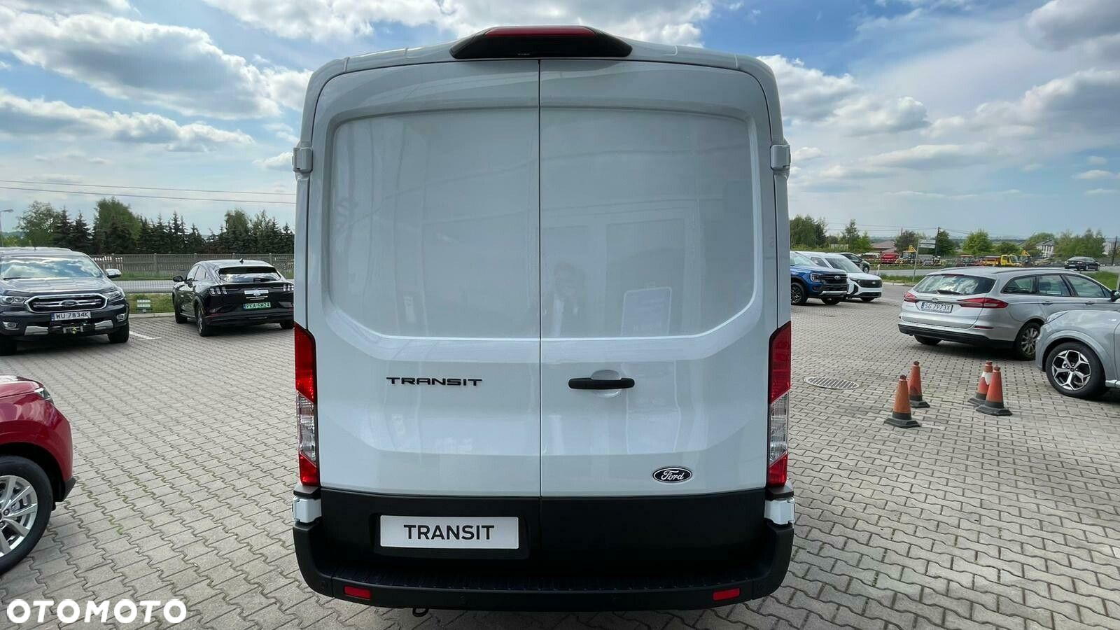 Ford transit Trend - 6