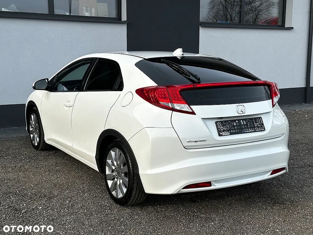 Honda Civic 1.4 i-VTEC Sport - 22