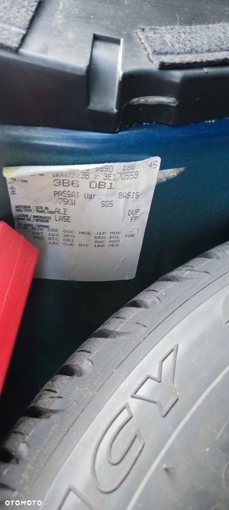 Volkswagen Passat 1.6 Basis - 31