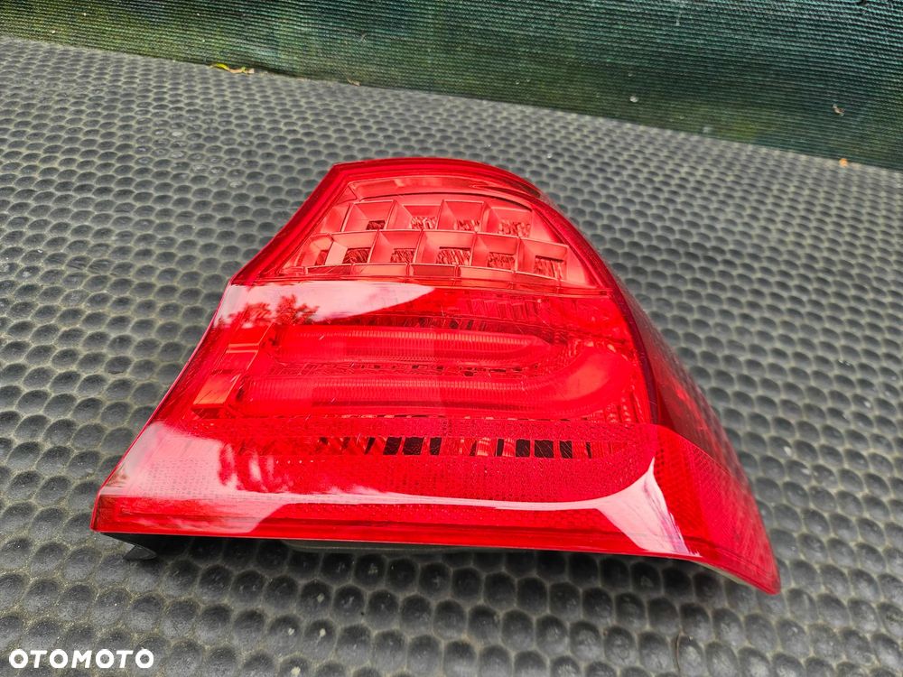 Lampa Lampy LED Tyl Tylne Blotnik Klapa BMW 3 E90 LCI Lift Komplet 09r - 16