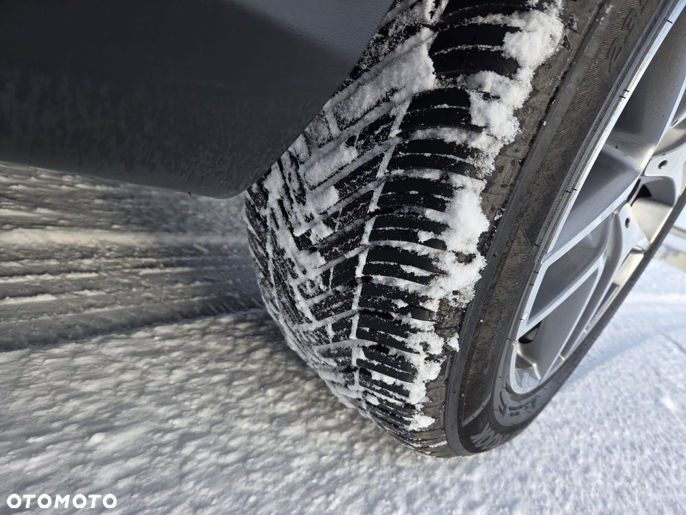 Mercedes-Benz GLC - 16