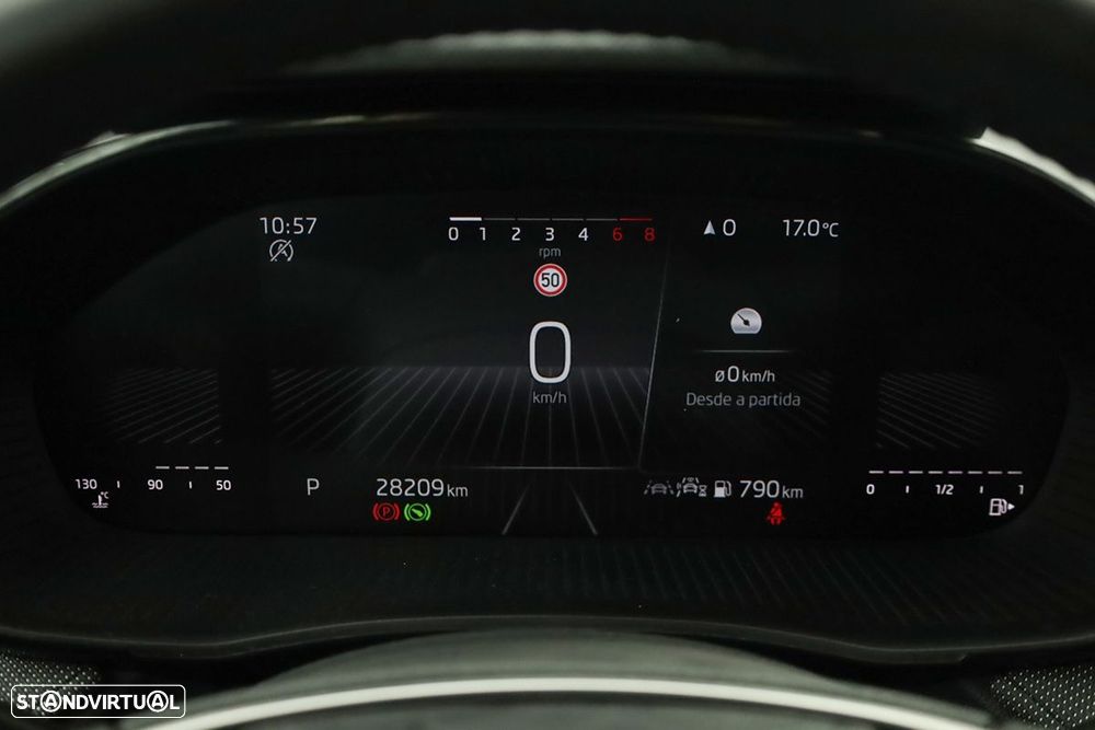 Skoda Fabia 1.0 TSI DSG — fotografia 15
