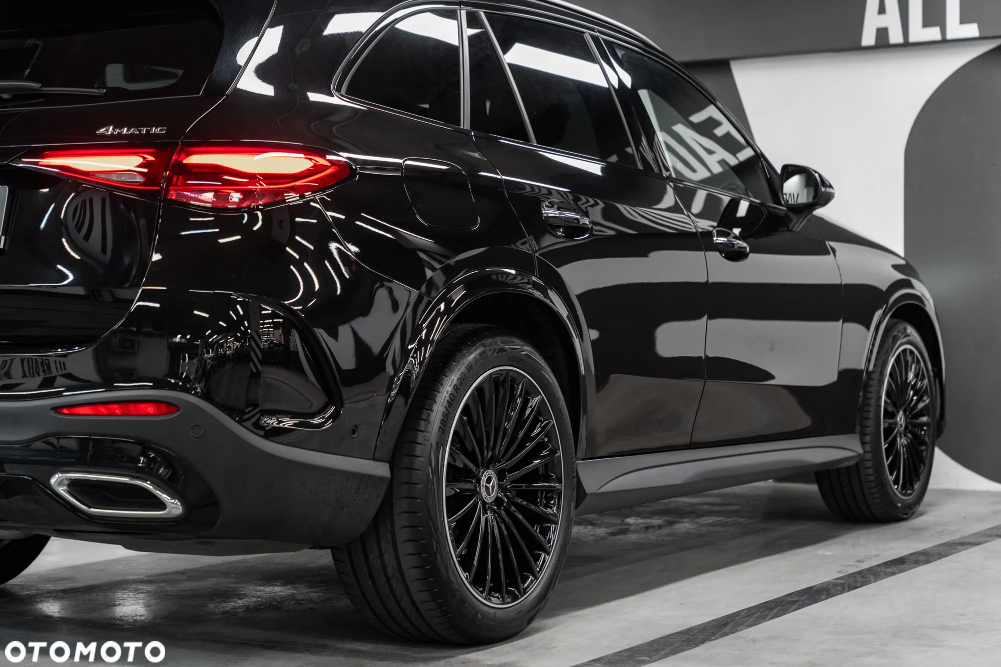 Mercedes-Benz GLC - 15