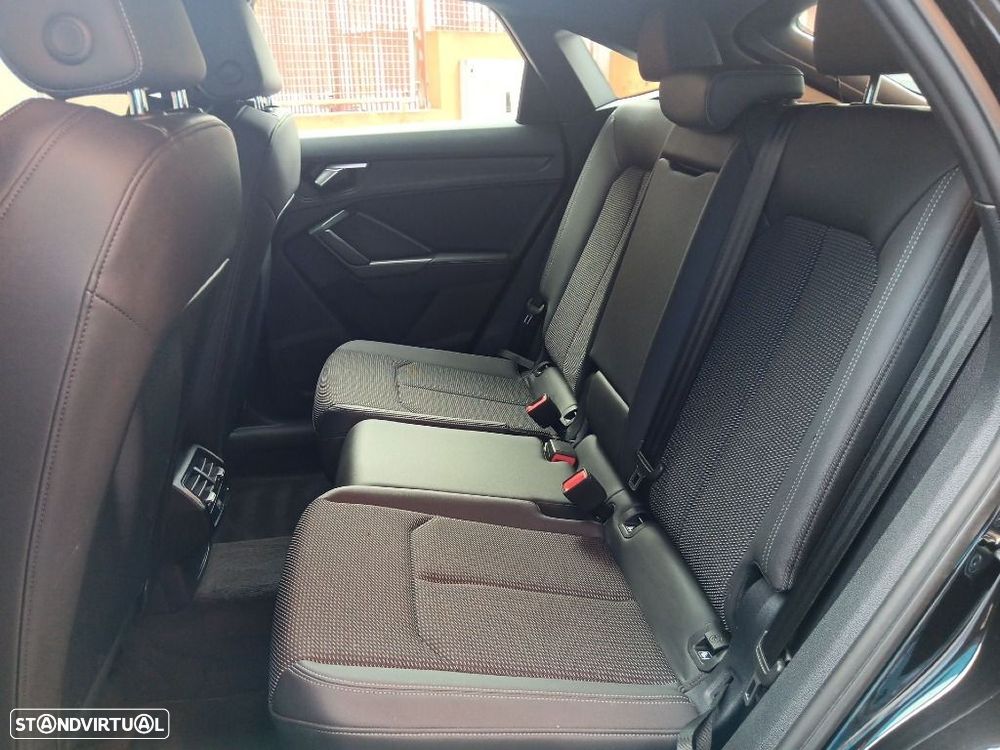 Audi Q3 45 TFSIe S line S tronic - 33