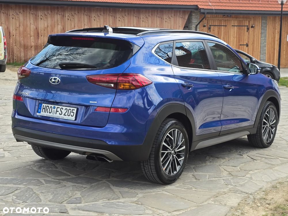 Hyundai Tucson 2.0 CRDI 4WD Automatik Style - 11