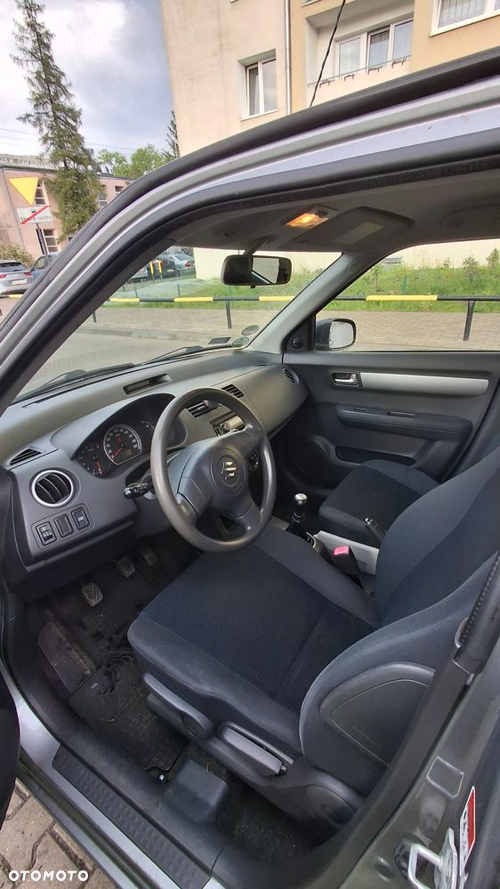 Suzuki Swift 1.3 GC (klm) - 8