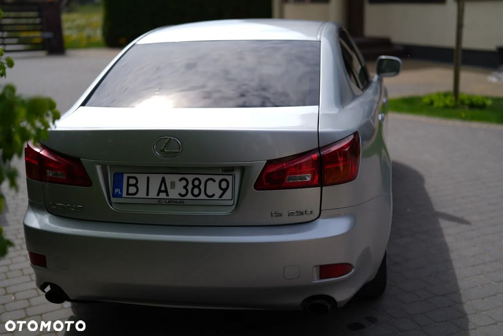 Lexus IS 250 - 4